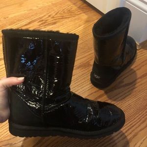 Shiny Black Uggs